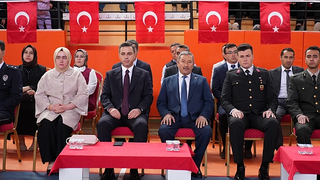 19 Mayıs Coşkusu Salonlara Sığmadı