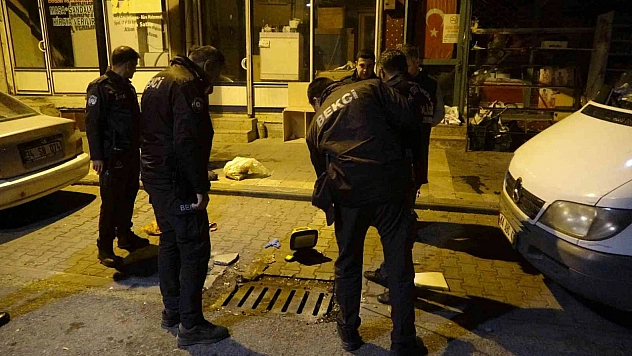 Göğsünden bıçaklandı