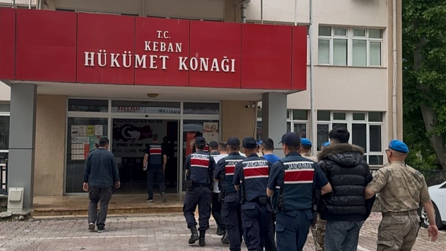 3 ilde dolandırıcılık operasyonu: 5 gözaltı, 1 tutuklama