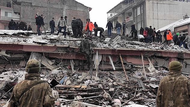 Malatya'da 4 kişinin öldüğü apartman davasında 4 sanığa hapis cezası