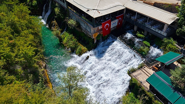 400 bin ziyaretçi ağırlayan Çırçır Şelalesi