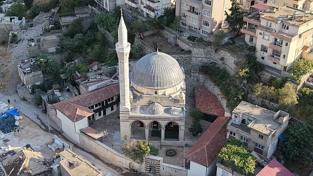 5 cami yeniden ibadete açılıyor