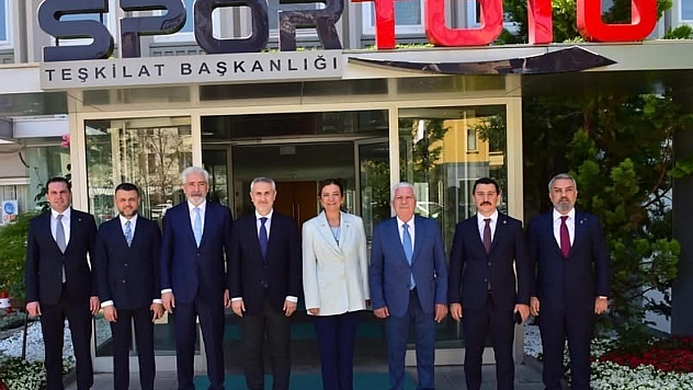 5 ilçeye dev spor yatırımı için imzalar atıldı