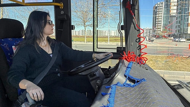 50 kadın, otobüs şoförü olabilmek için eğitim alıyor