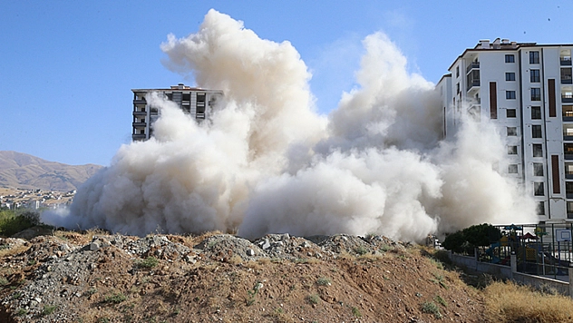 6 Şubat'tan sonra Malatya'yı kuşattı: Denetimsizliğin sonucu ağır olacak!
