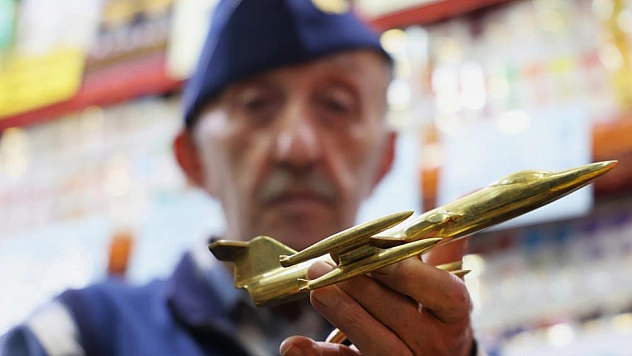 75 yıllık tutkusu 300 makette hayat buldu