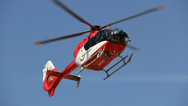 76 Yaşındaki Hasta Ambulans Helikopterle Malatya'ya Sevk Edildi