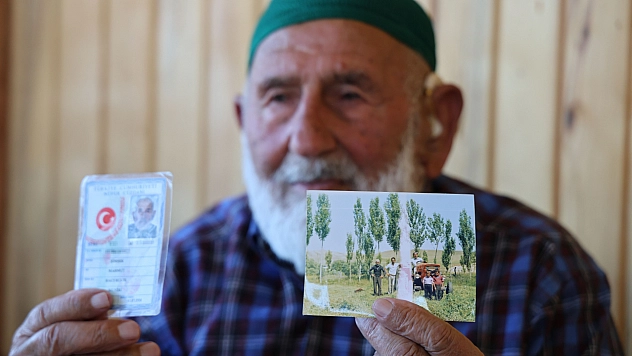 95 yaşındaki Mahmut dede, sağlıklı yaşamın sırrının açıkladı
