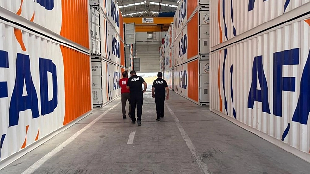 AFAD lojistik deposunda inceleme yaptı