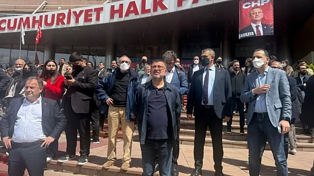 Ağbaba nöbette! 'Baba ocağımızı teslim etmeyiz'