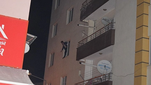 Tehditler savurunca polis alarma geçti