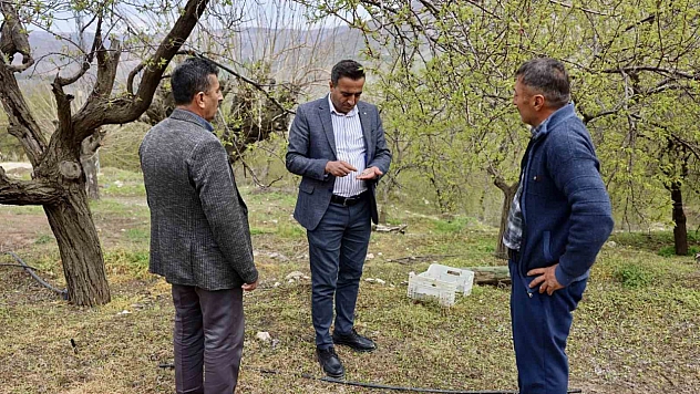 Başkan Ulutaş, doludan etkilenen üreticileri ziyaret etti