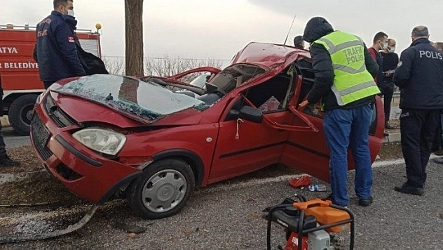 Feci kaza 1'i ağır 2 yaralı