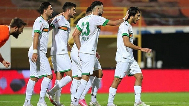Alanya evinde yenilmiyor
