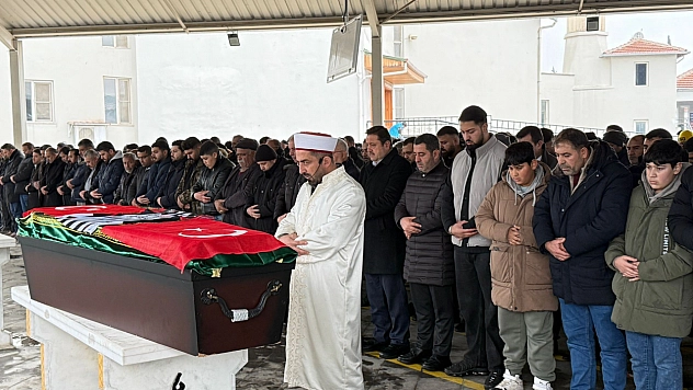 Almanya'da öldürülen tren görevlisi Gaziantep'te defnedildi