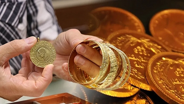Altın Sert Çakıldı! Gram Altın 7 Bin 155 TL Seviyesine Geriledi