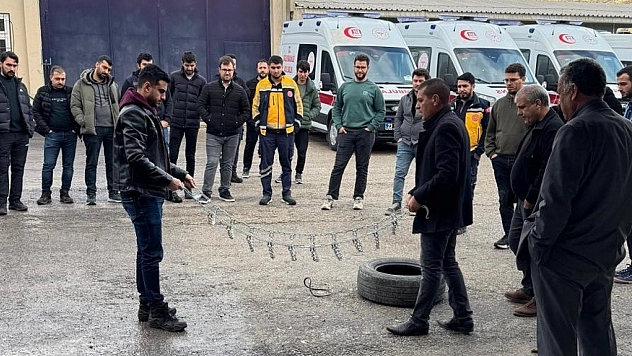Ambulans şoförlerine eğitim verildi