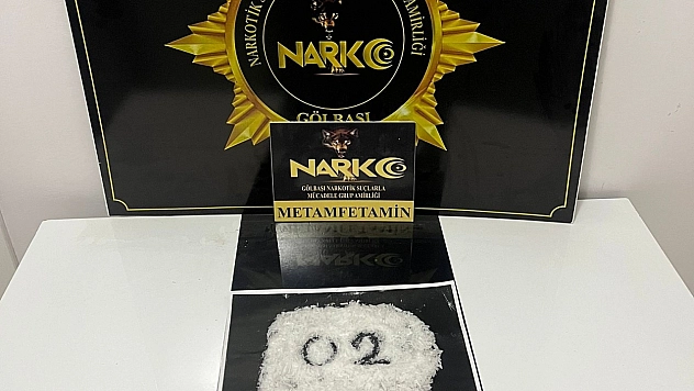 Araçta uyuşturucuyla yakalandılar!