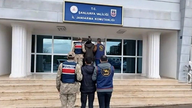 Aranan 2 hükümlü yakalandı