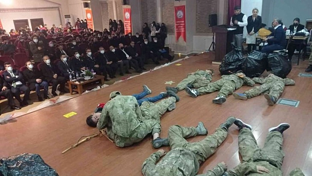 18 Mart şehitleri anıldı
