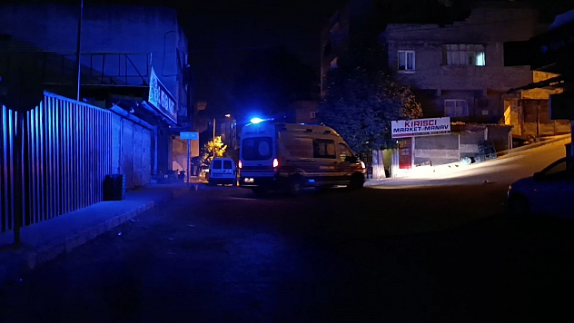 Arkadaş kavgası kanlı bitti: 1 yaralı