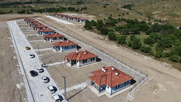 'Asrın inşasında' çalışmalar hız kesmeden sürüyor