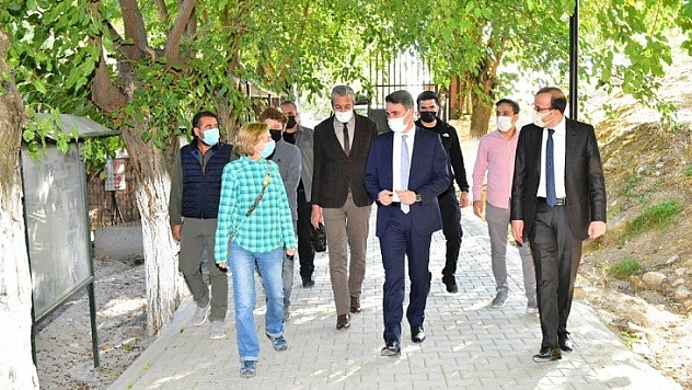 Vali Baruş Arslantepe'de