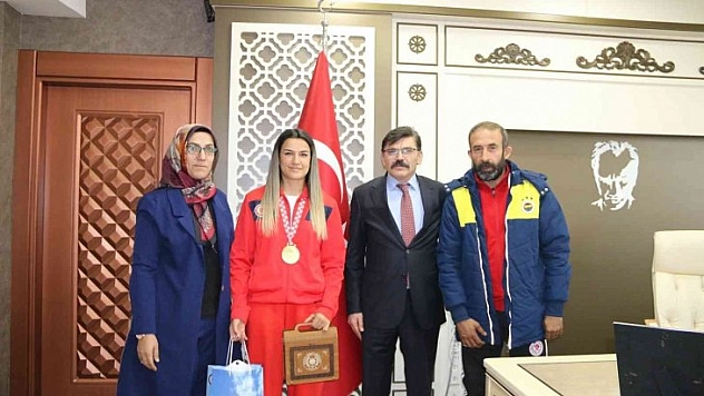 Şampiyondan Dağdeviren'e ziyaret