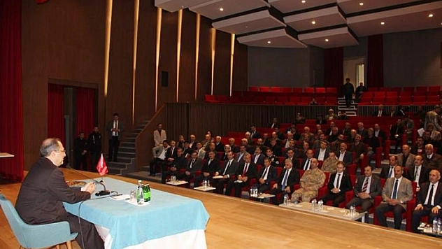 Vali Kaban Arapgir'de muhtarlarla bir araya geldi 