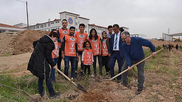 Özel İbrahim Yücel'de 'Ağaç Bayramı' etkinliği