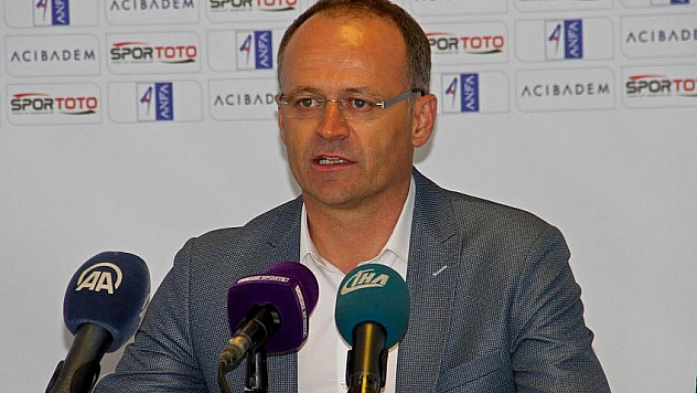 İrfan Buz'a alacağı ödendi 