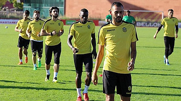 Khalid Boutaib'e milli davet 