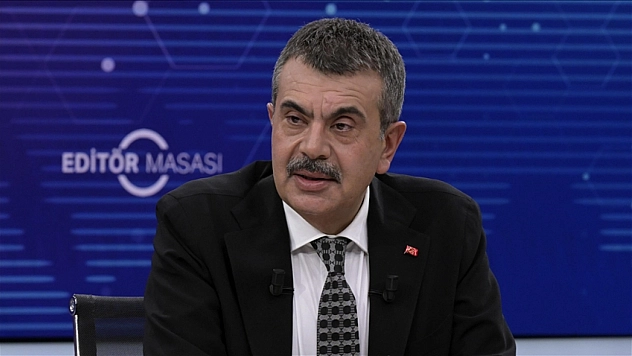 Bakan Tekin Açıkladı: Artık Öğrenci Değil Öğretmen Taşınacak