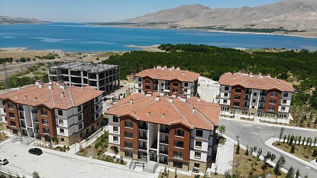Baraj manzaralı konutlar