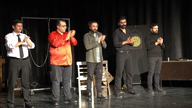 'Barış Ressamı' seyircilerden tam not