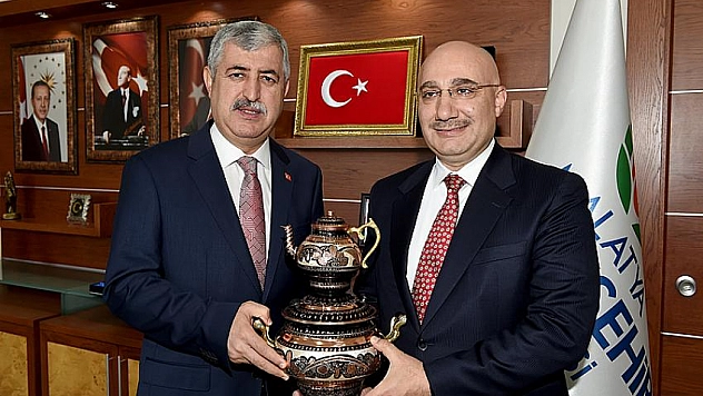 Başarılar diledi 