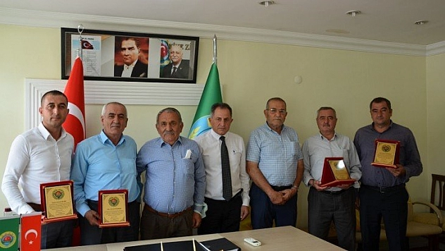 Üreticilere plaket