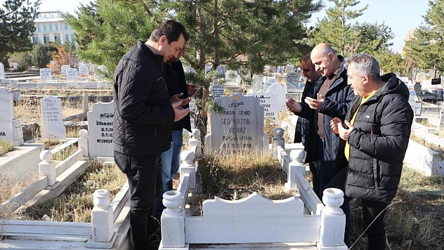 Basın şehidi Sebahattin Yılmaz mezarı başında anıldı