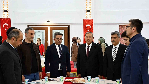 Başkan Bozkurt, 'Sağlıkçılar Haftası' programına katıldı