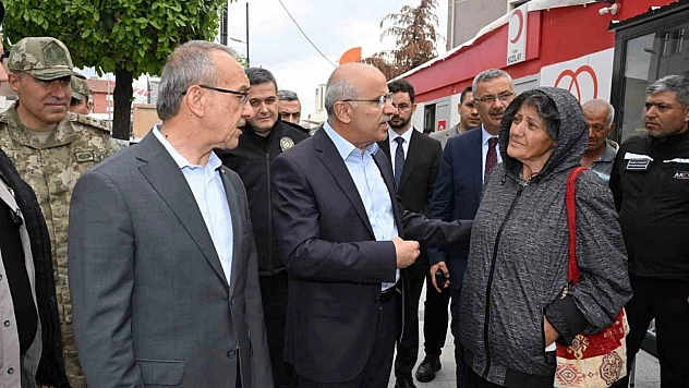 Başkan Er, deprem sonrasında vatandaşlarla bir araya geldi