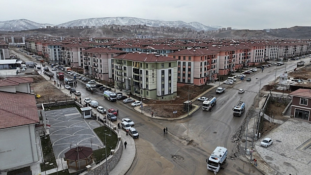 İkizce'de bayram öncesi kapsamlı temizlik çalışması