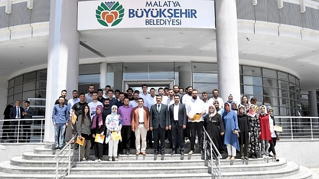 Gürkan, AK Partili gençleri kabul etti