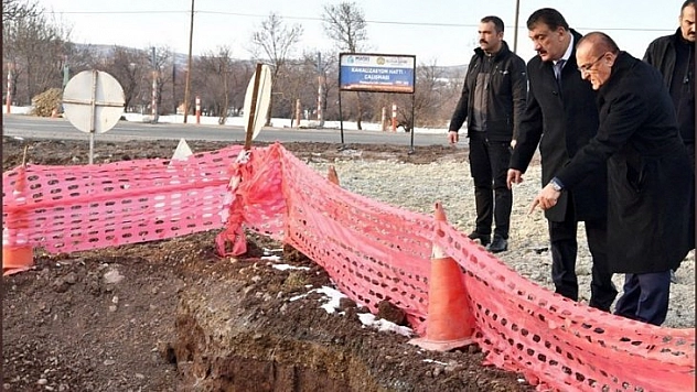 Yatay sondaj çalışmalarını inceledi