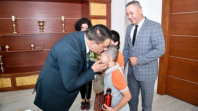 Geleceğimiz emin ellerde