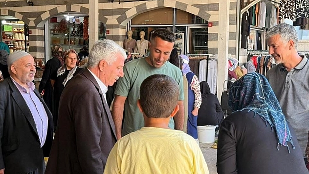 Başkan Karamehmetoğlu vatandaşlarla bir araya geldi