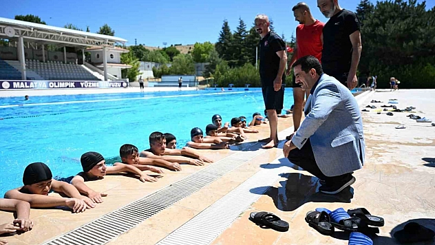 'Gençlerimizin yanındayız'