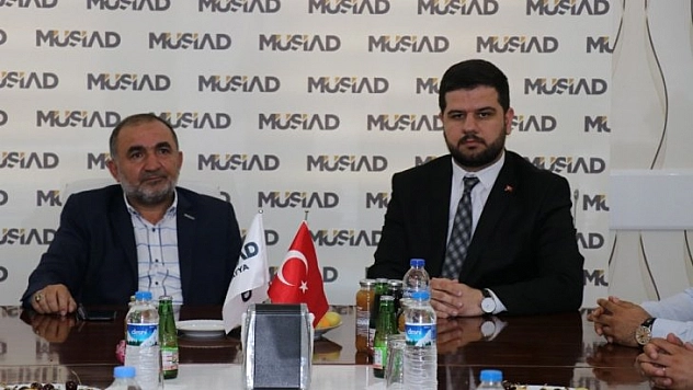 Farklı projelerimiz var