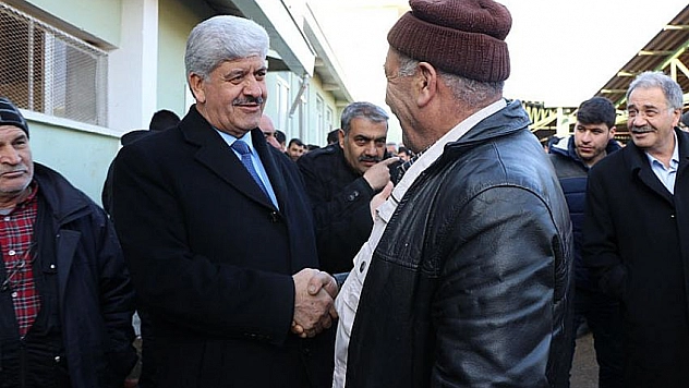 Halkımız ne derse o 