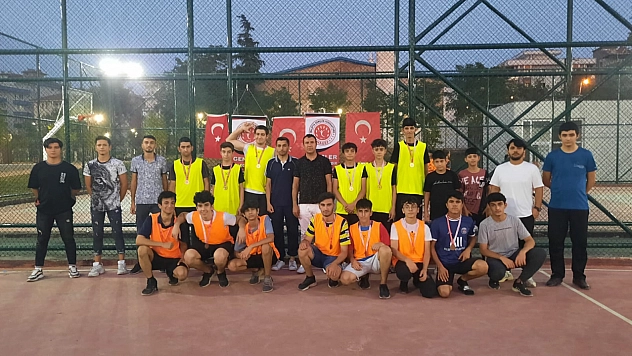 Basketbol turnuvası düzenlendi