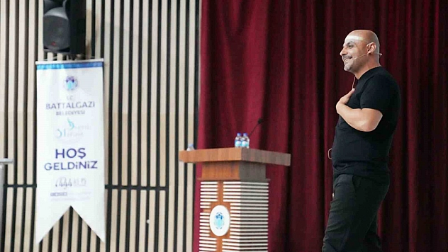 Battalgazi'den gençlere moral aşısı: Sınav yolunda 'Güç Senin İçinde'